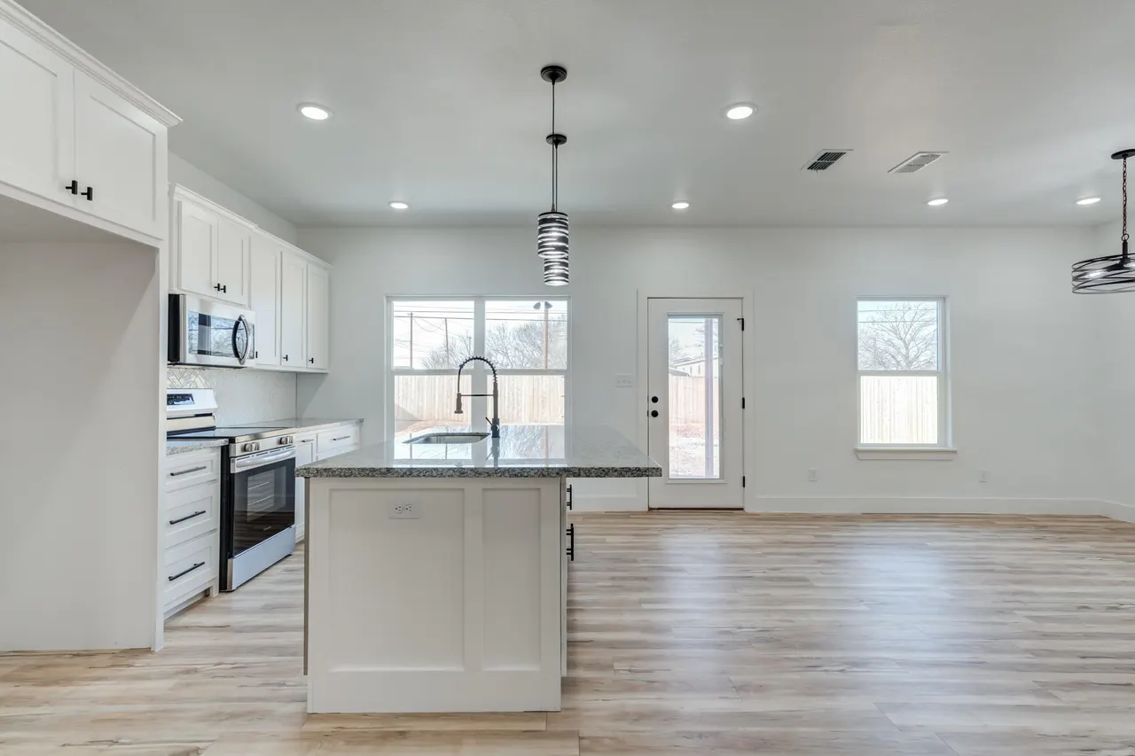 Photo 16 — 407 Ave M, Abernathy, TX 79311
