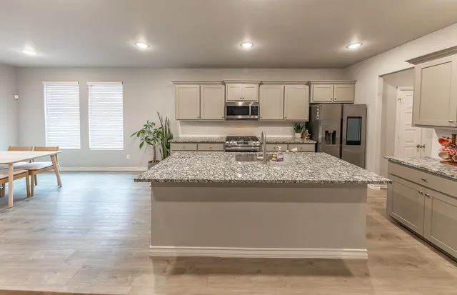 Photo 3 — 7612 61st Street, Lubbock, TX 79407