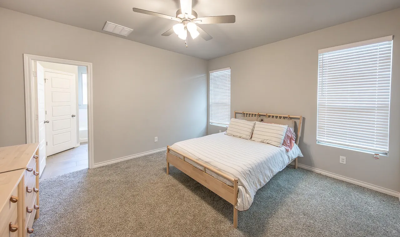 Photo 12 — 7612 61st Street, Lubbock, TX 79407