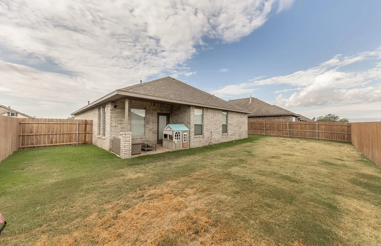 Photo 21 — 7612 61st Street, Lubbock, TX 79407