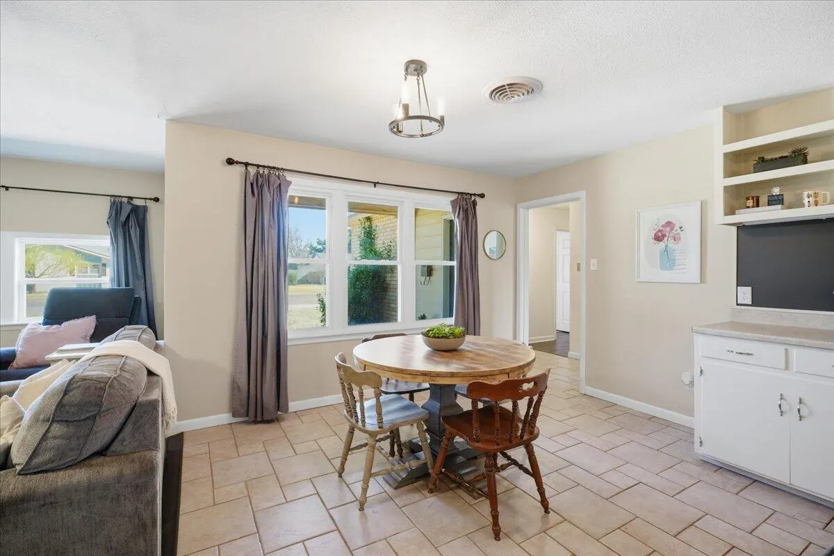 Photo 10 — 5209 41st Street, Lubbock, TX 79414