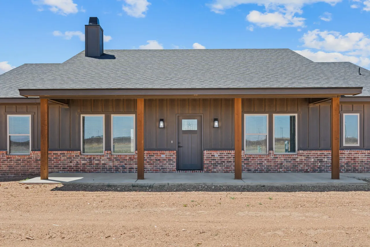 Photo 2 — 17008 County Road 3100, Slaton, TX 79364