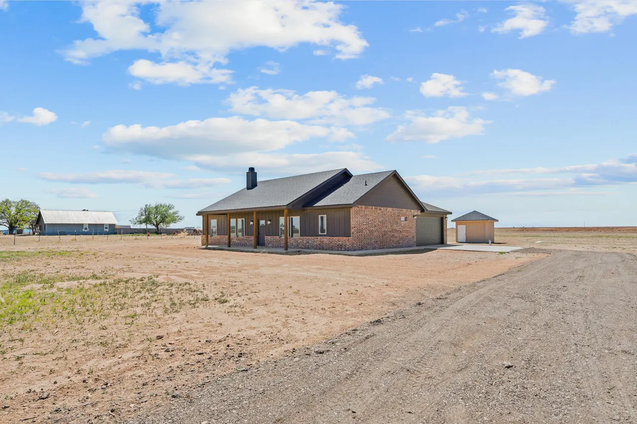 Photo 4 — 17008 County Road 3100, Slaton, TX 79364