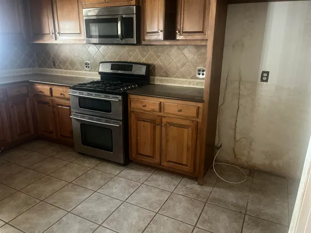 Photo 3 — 3013 66th Street, Lubbock, TX 79413