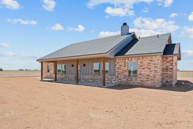 Photo 3 — 16904 County Road 3100, Slaton, TX 79364