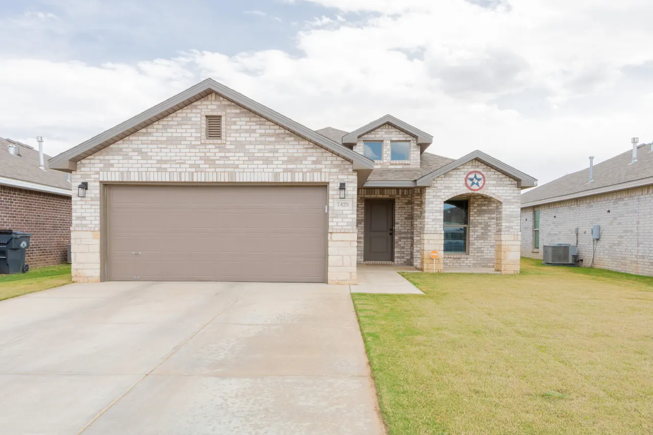 Front exterior — 7429 32nd Street, Lubbock, TX 79407