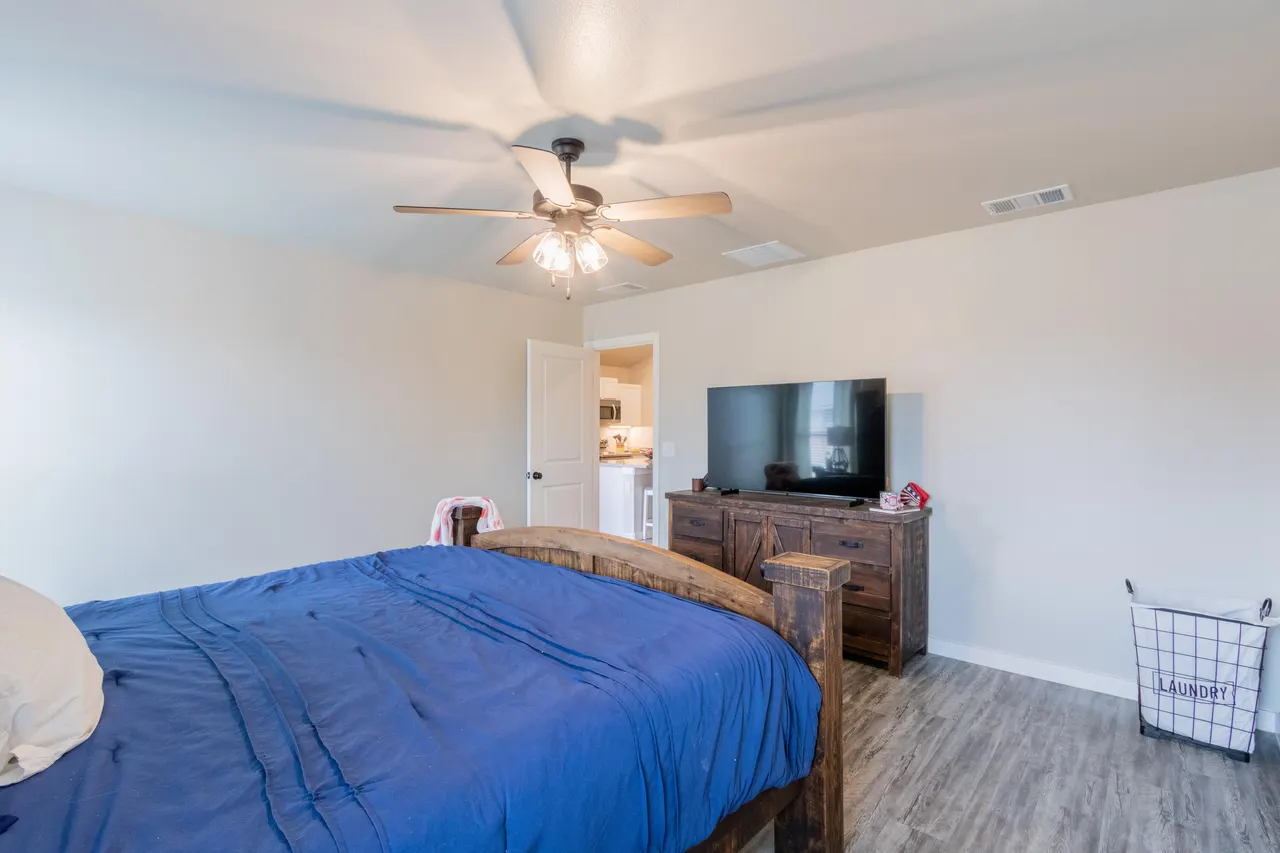 Photo 17 — 7429 32nd Street, Lubbock, TX 79407