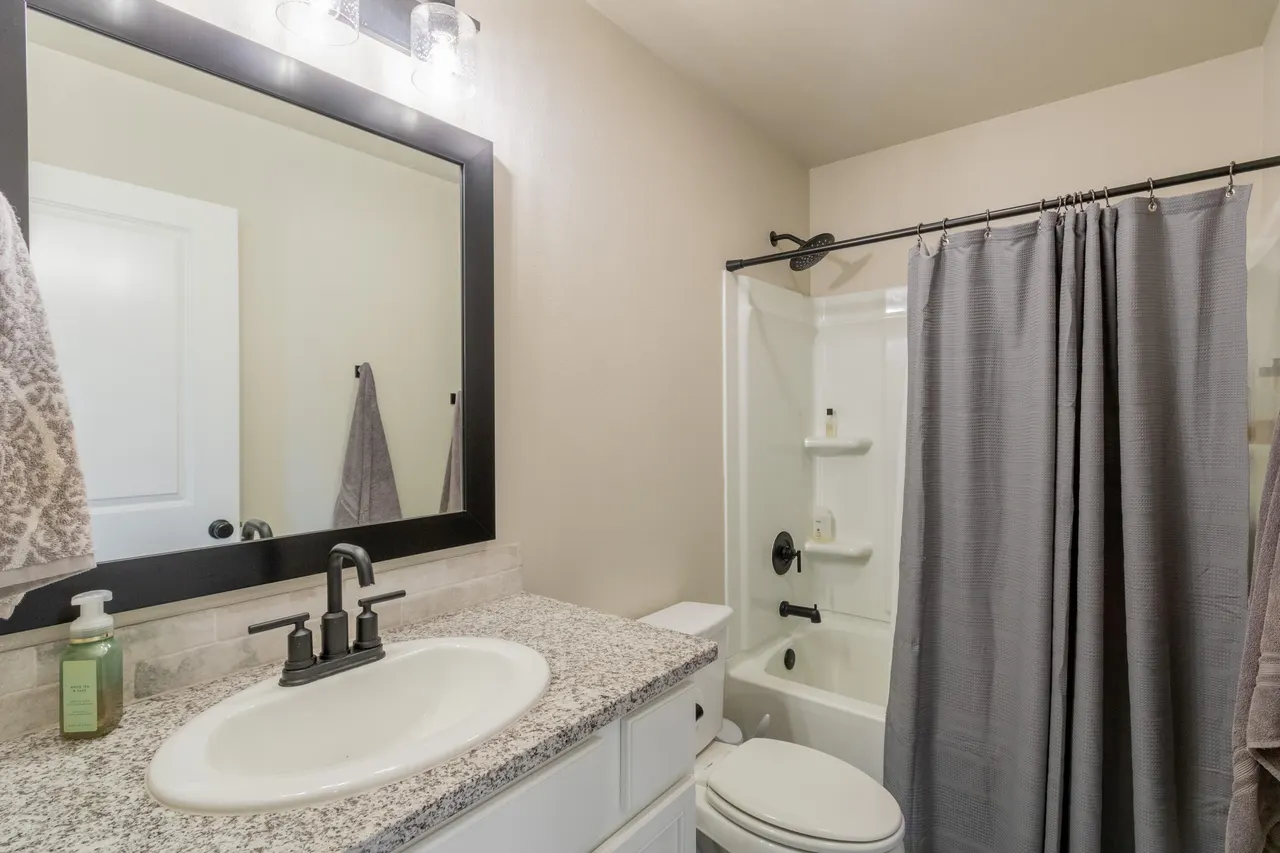 Photo 23 — 7429 32nd Street, Lubbock, TX 79407
