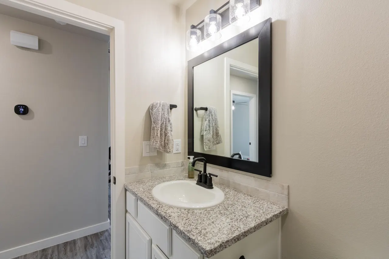 Photo 24 — 7429 32nd Street, Lubbock, TX 79407