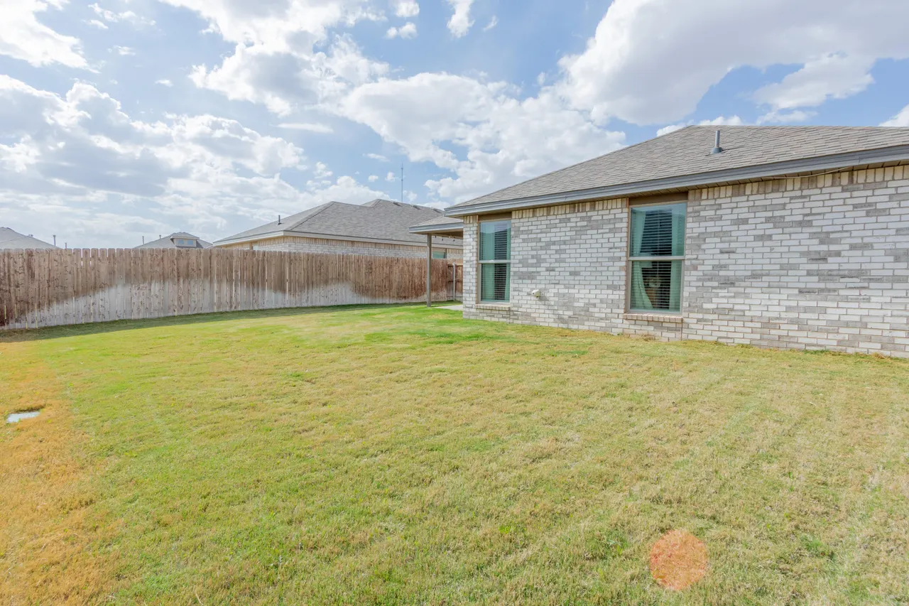Photo 31 — 7429 32nd Street, Lubbock, TX 79407