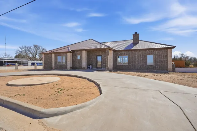 Photo 2 — 501 Owen Street, Lubbock, TX 79403