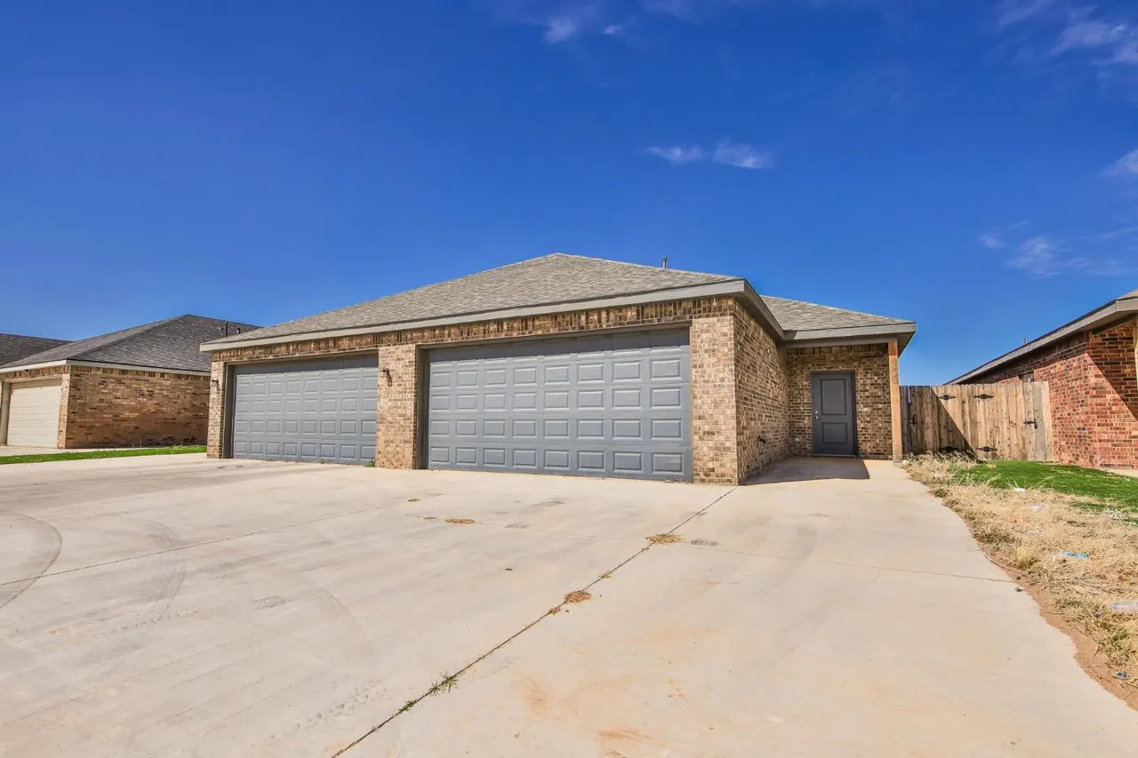Photo 3 — 5508 Itasca Street, Lubbock, TX 79416