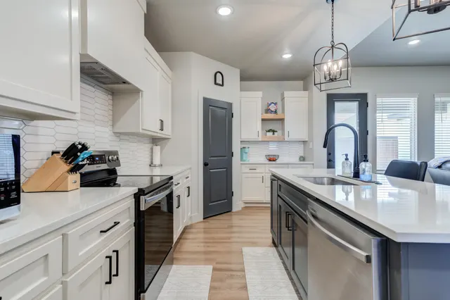 Photo 6 — 5703 118th Street, Lubbock, TX 79424