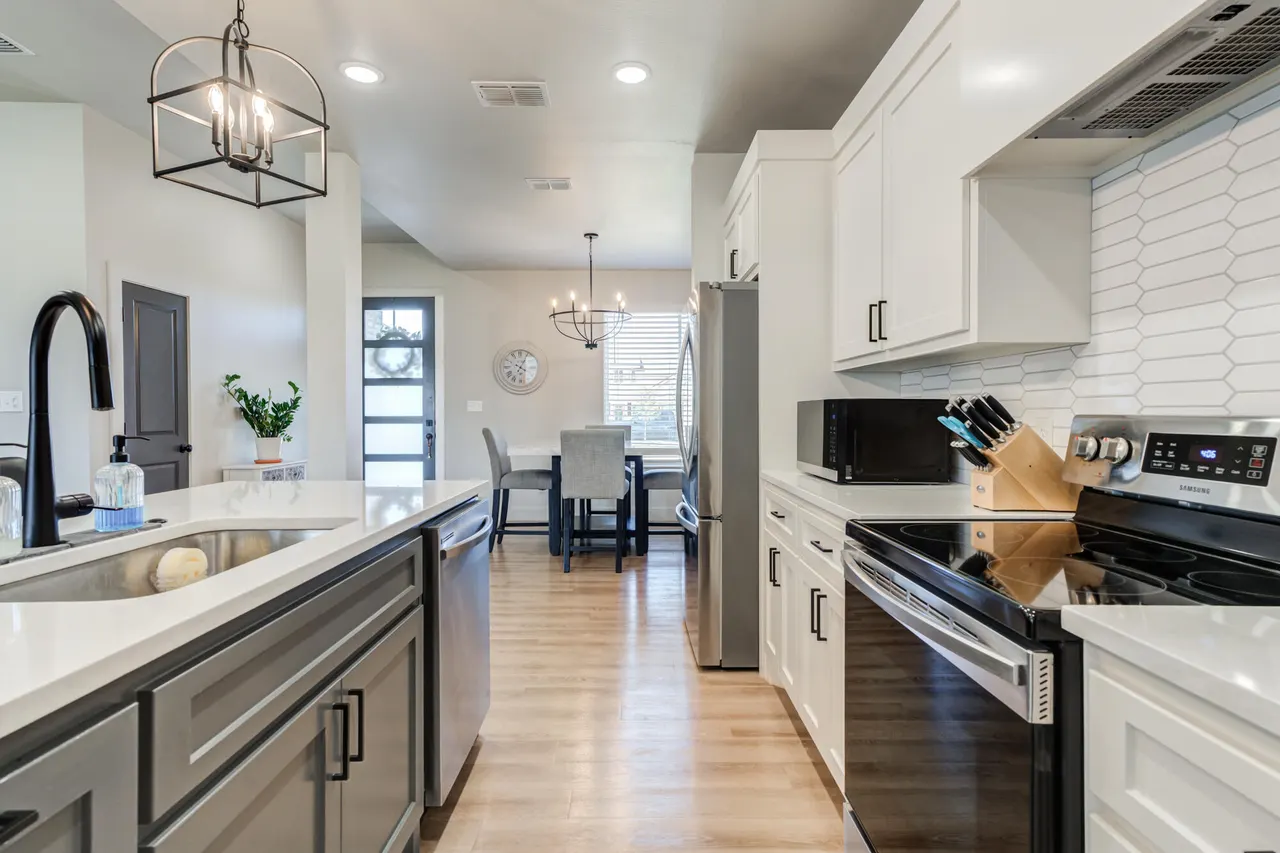 Photo 12 — 5703 118th Street, Lubbock, TX 79424