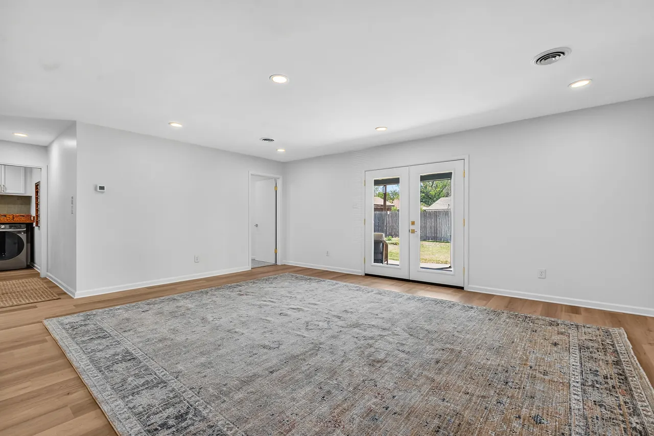 Photo 15 — 6019 Norfolk Avenue, Lubbock, TX 79413