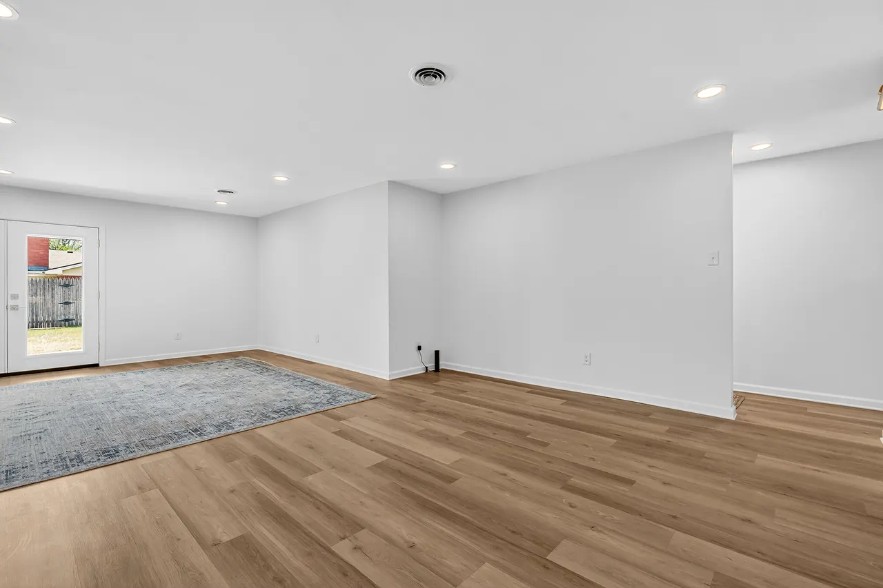 Photo 14 — 6019 Norfolk Avenue, Lubbock, TX 79413
