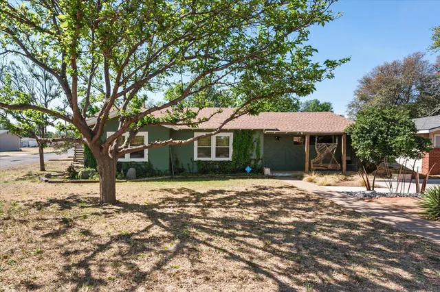 Photo 3 — 4301 41st Street, Lubbock, TX 79413