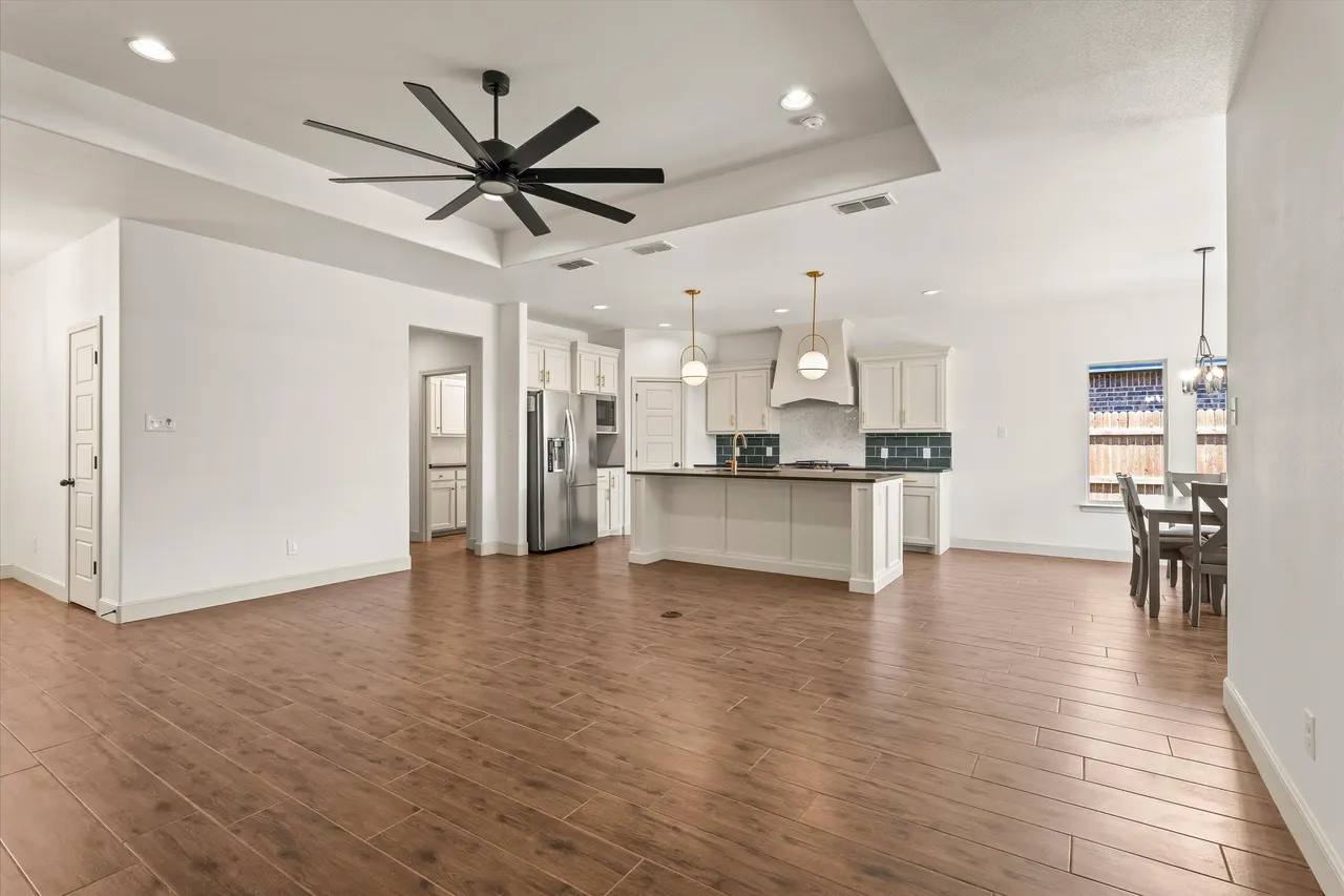 Photo 5 — 5719 116th Street, Lubbock, TX 79424