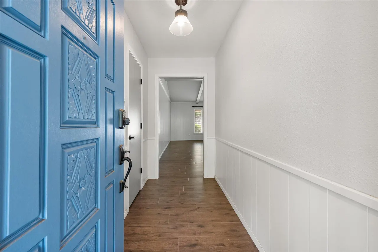 Photo 3 — 6806 Norfolk Avenue, Lubbock, TX 79413