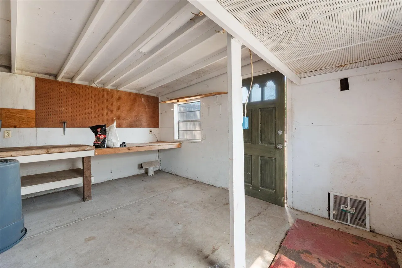 Photo 32 — 6806 Norfolk Avenue, Lubbock, TX 79413