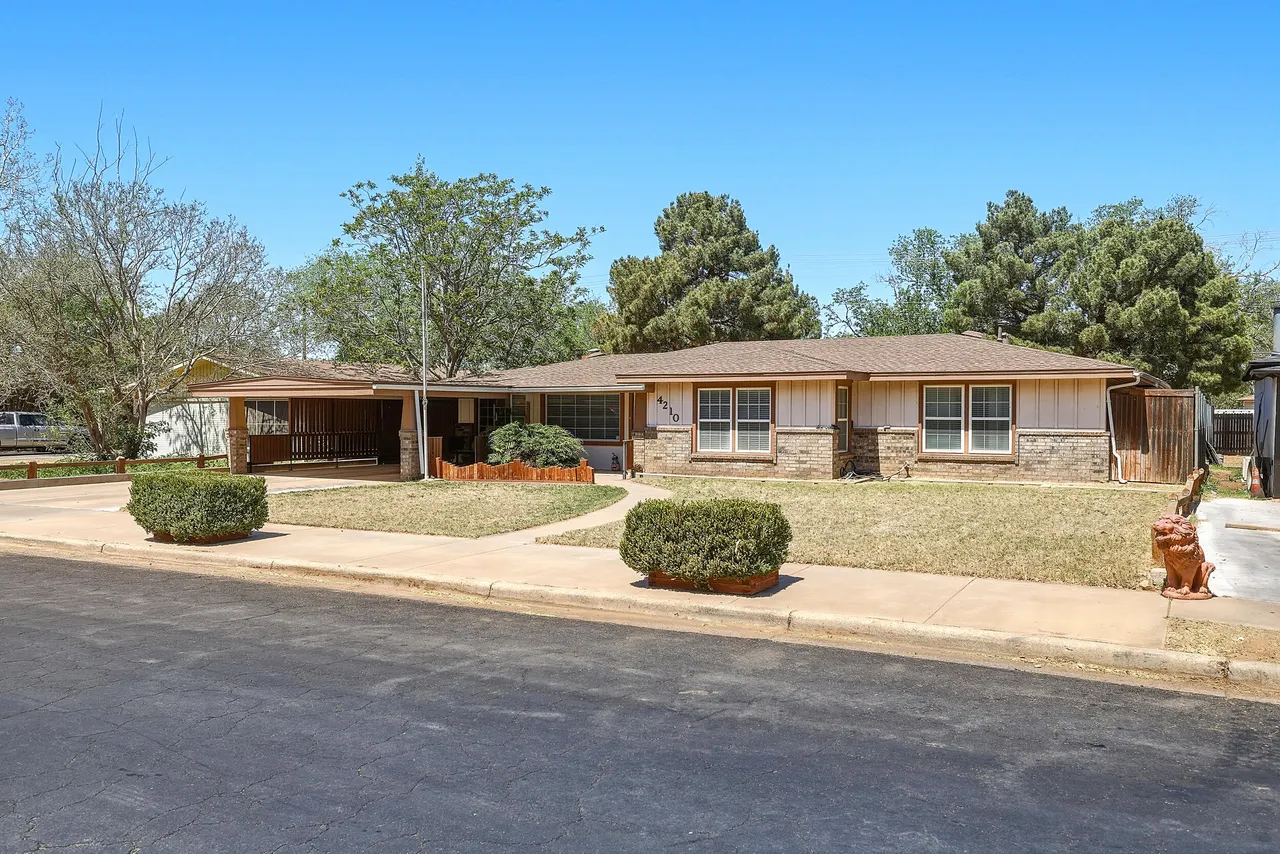 Photo 3 — 4210 44th Street, Lubbock, TX 79413