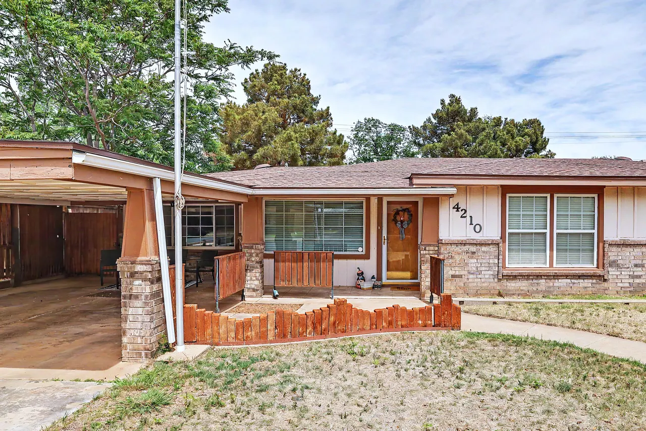 Photo 4 — 4210 44th Street, Lubbock, TX 79413
