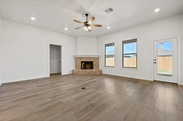 Photo 5 — 7014 16th Street, Lubbock, TX 79416