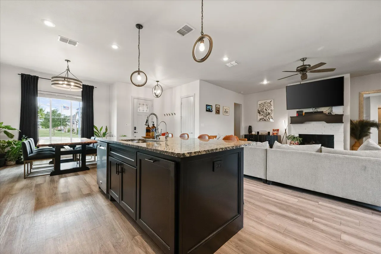 Photo 12 — 601 Buckingham Avenue, Wolfforth, TX 79382