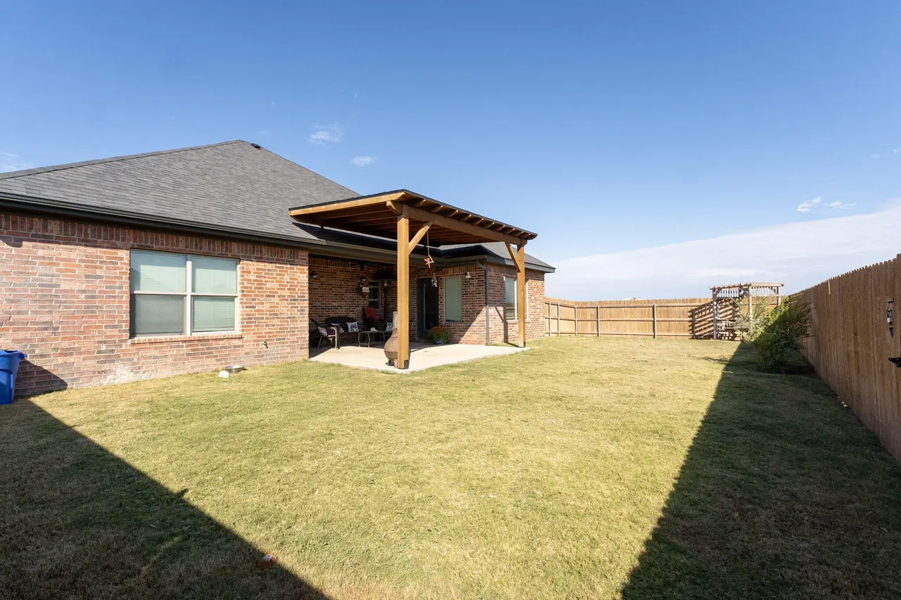 Photo 18 — 6801 51st Street, Lubbock, TX 79407