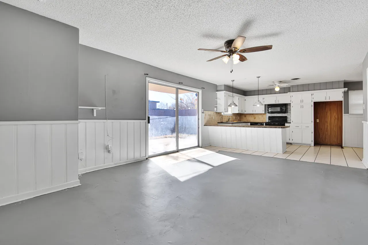 Photo 17 — 3515 48th Street, Lubbock, TX 79413