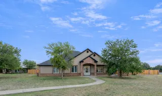 Sold home at 15213 Albany Avenue