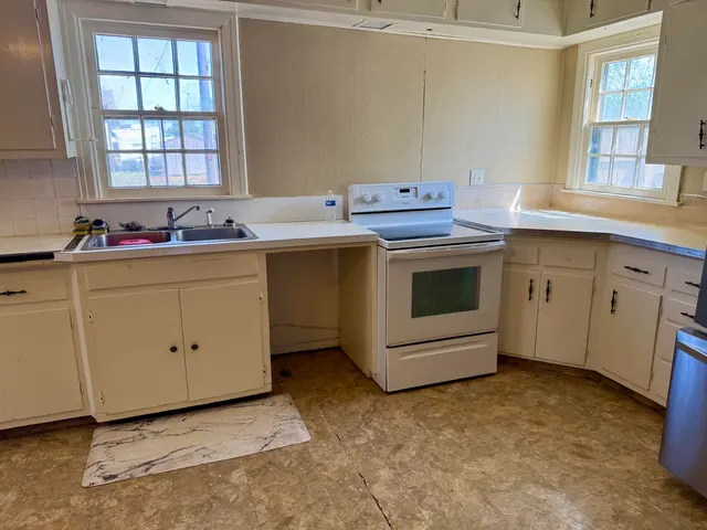 Photo 7 — 203 S Farmer Street, Crosbyton, TX 79322