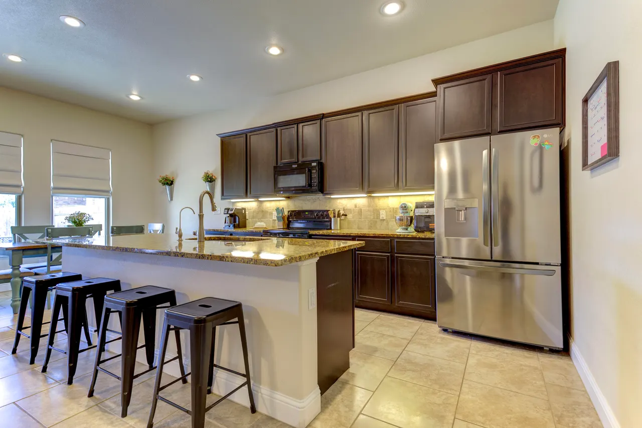 Photo 9 — 2120 136th Street, Lubbock, TX 79423