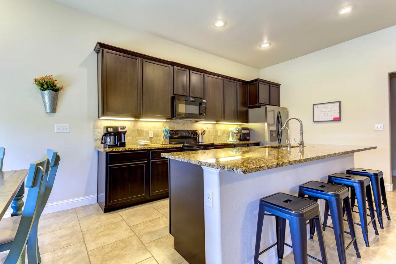 Photo 12 — 2120 136th Street, Lubbock, TX 79423