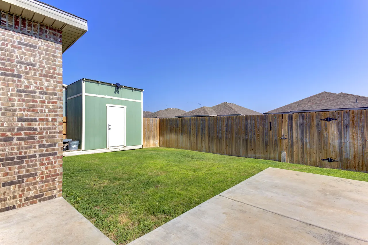 Photo 17 — 2120 136th Street, Lubbock, TX 79423