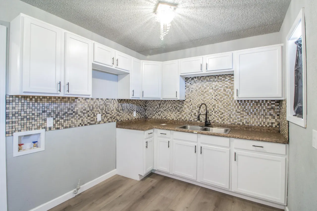Photo 7 — 527 51st Street, Lubbock, TX 79404