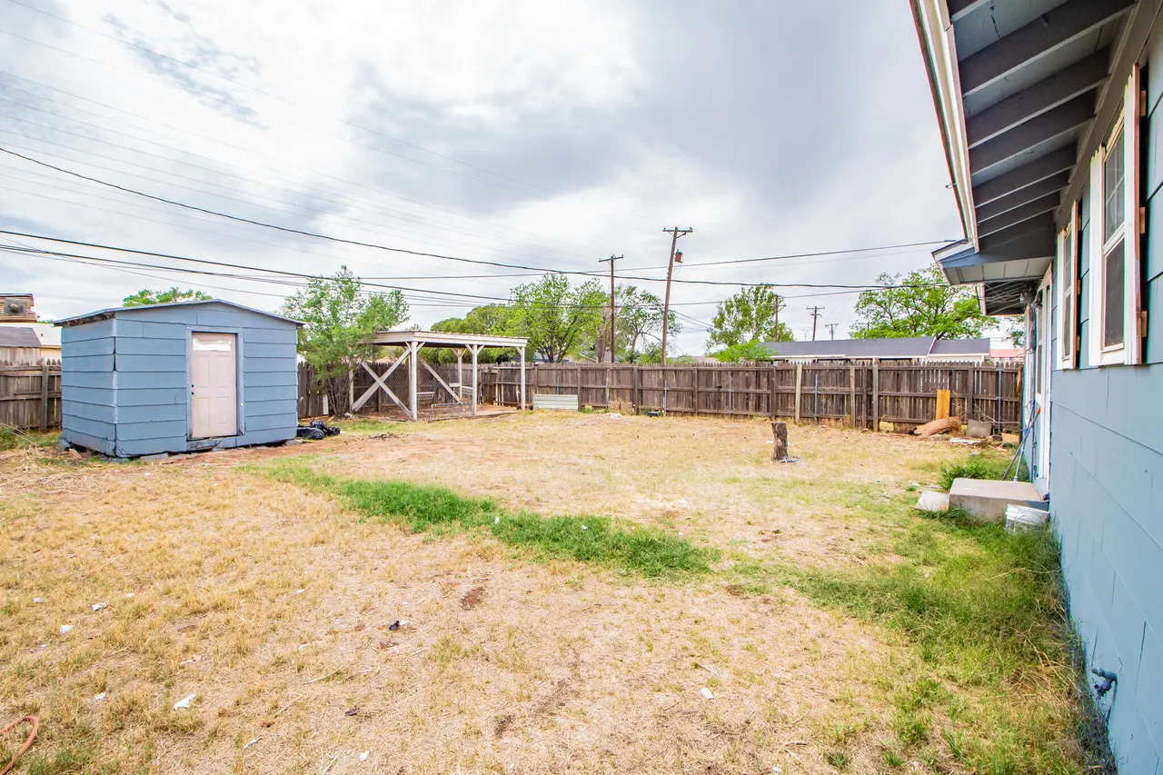 Photo 15 — 527 51st Street, Lubbock, TX 79404