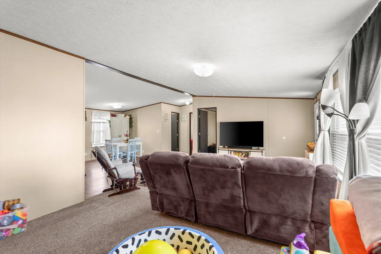 Photo 5 — 207 E 2nd Street, Sundown, TX 79372