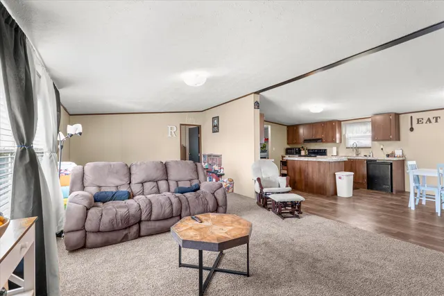 Photo 6 — 207 E 2nd Street, Sundown, TX 79372