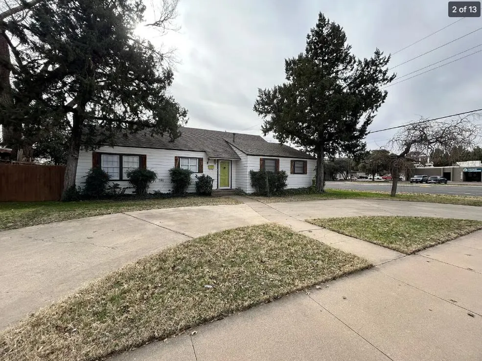 Photo 3 — 3323 22nd Street, Lubbock, TX 79410