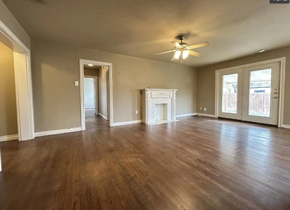 Photo 4 — 3323 22nd Street, Lubbock, TX 79410
