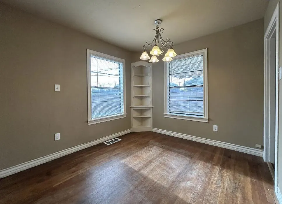 Photo 5 — 3323 22nd Street, Lubbock, TX 79410