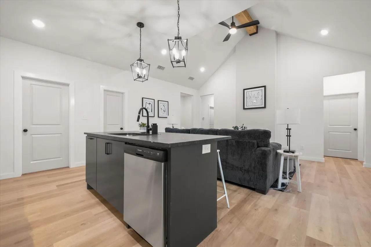 Photo 9 — 1412 Farmhouse Avenue, Wolfforth, TX 79382
