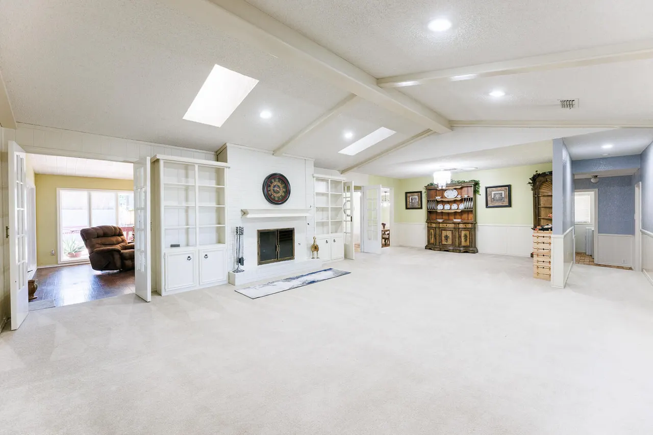 Photo 9 — 3713 95th Street, Lubbock, TX 79423