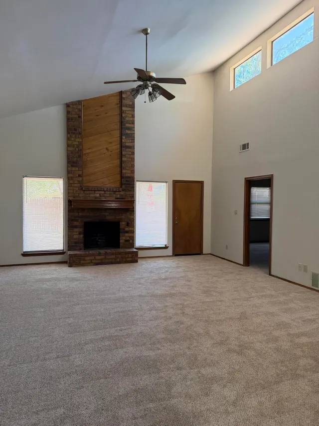 Photo 3 — 502 N Granby Avenue, Lubbock, TX 79416