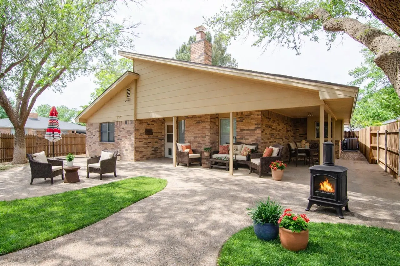 Photo 19 — 502 N Granby Avenue, Lubbock, TX 79416