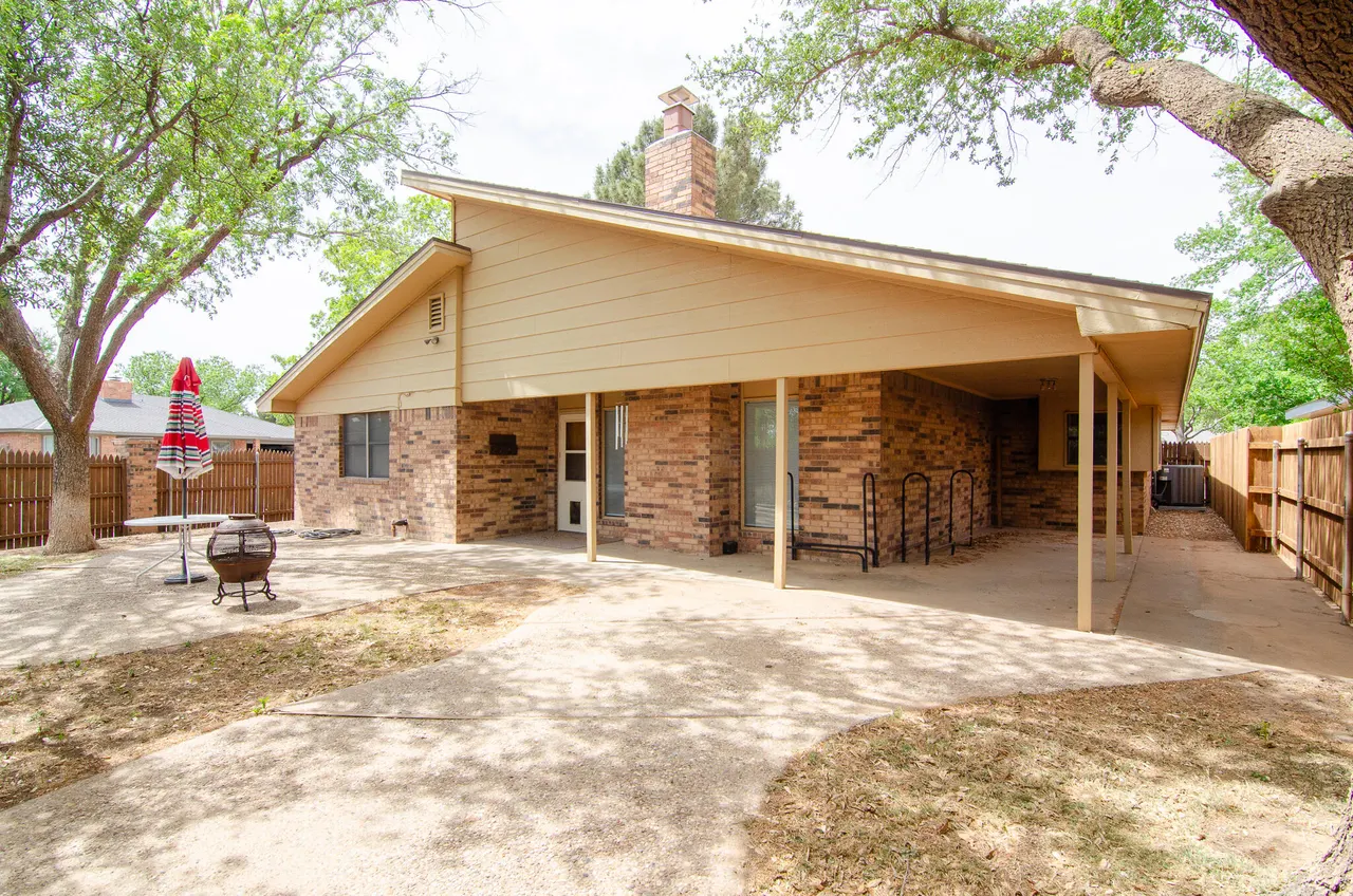 Photo 18 — 502 N Granby Avenue, Lubbock, TX 79416