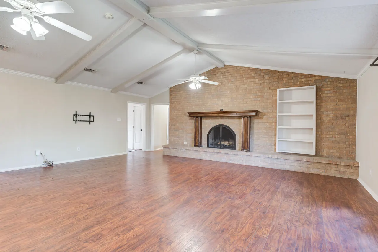 Photo 9 — 6312 Nashville Drive, Lubbock, TX 79413