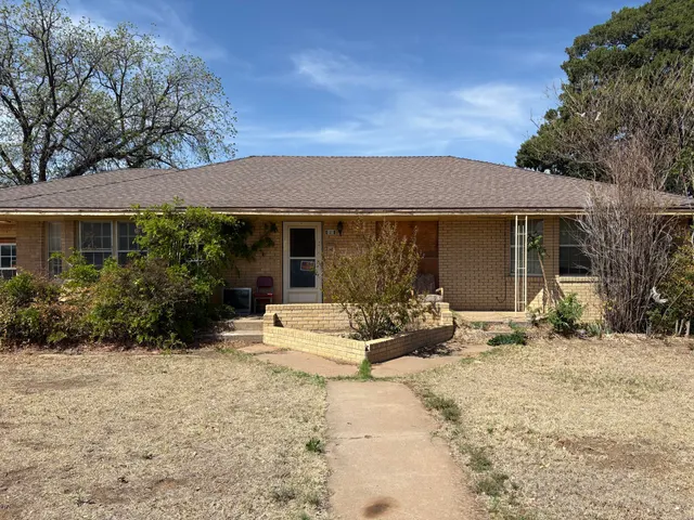Front exterior — 101 E 11th Street, Littlefield, TX 79339