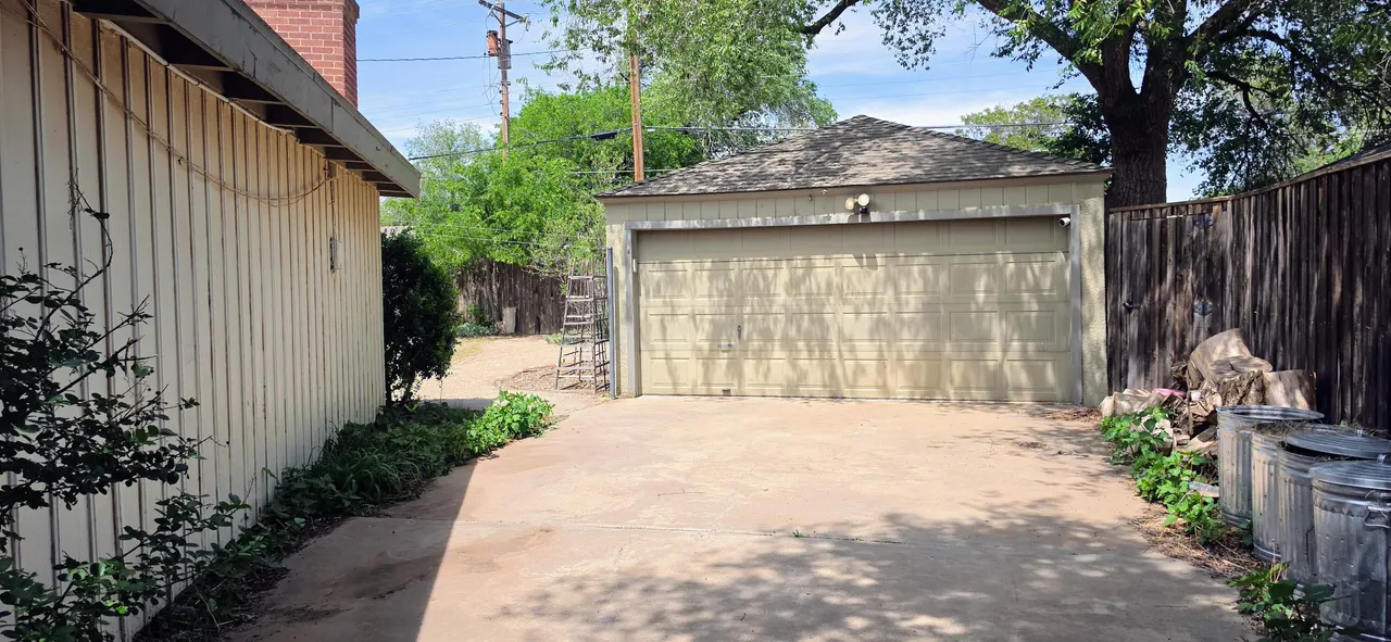 Photo 14 — 2508 24th Street, Lubbock, TX 79410